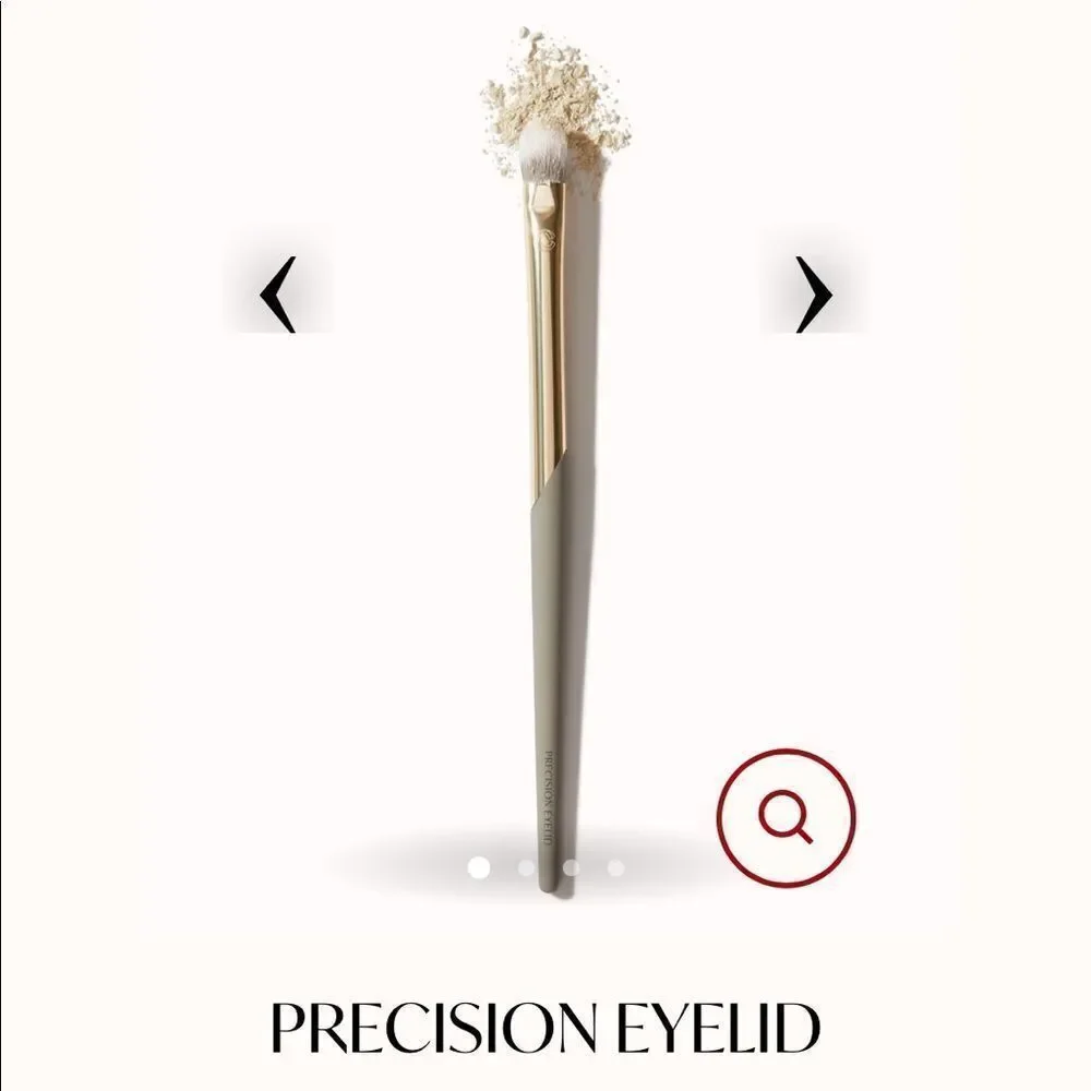 ❣️5/$50 Complex Culture Precision Eyelid Makeup Brush